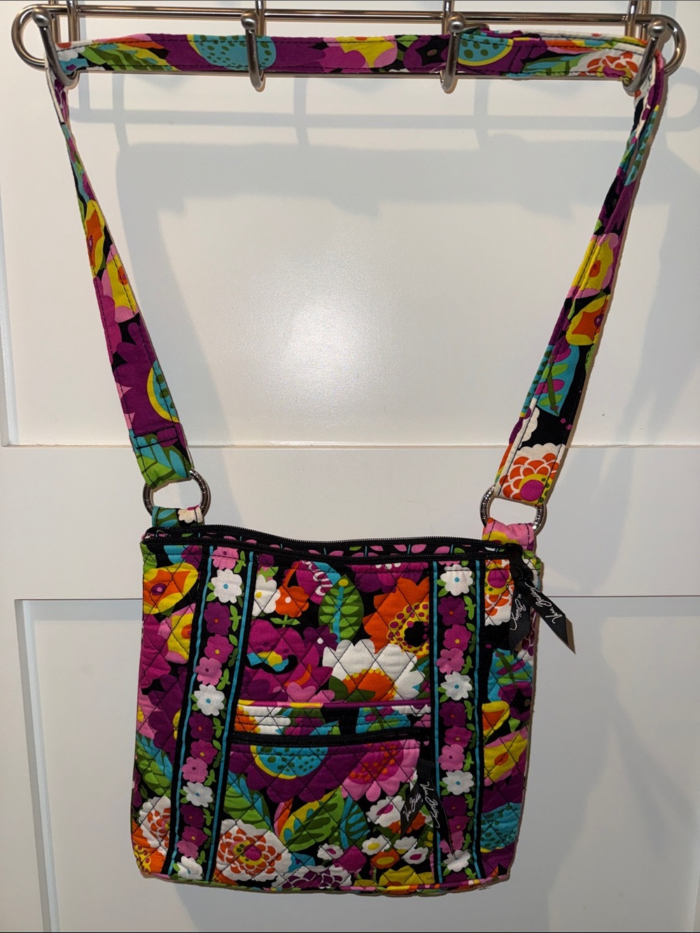 Vera Bradley Hipster Crossbody in Va Va Bloom. EUC